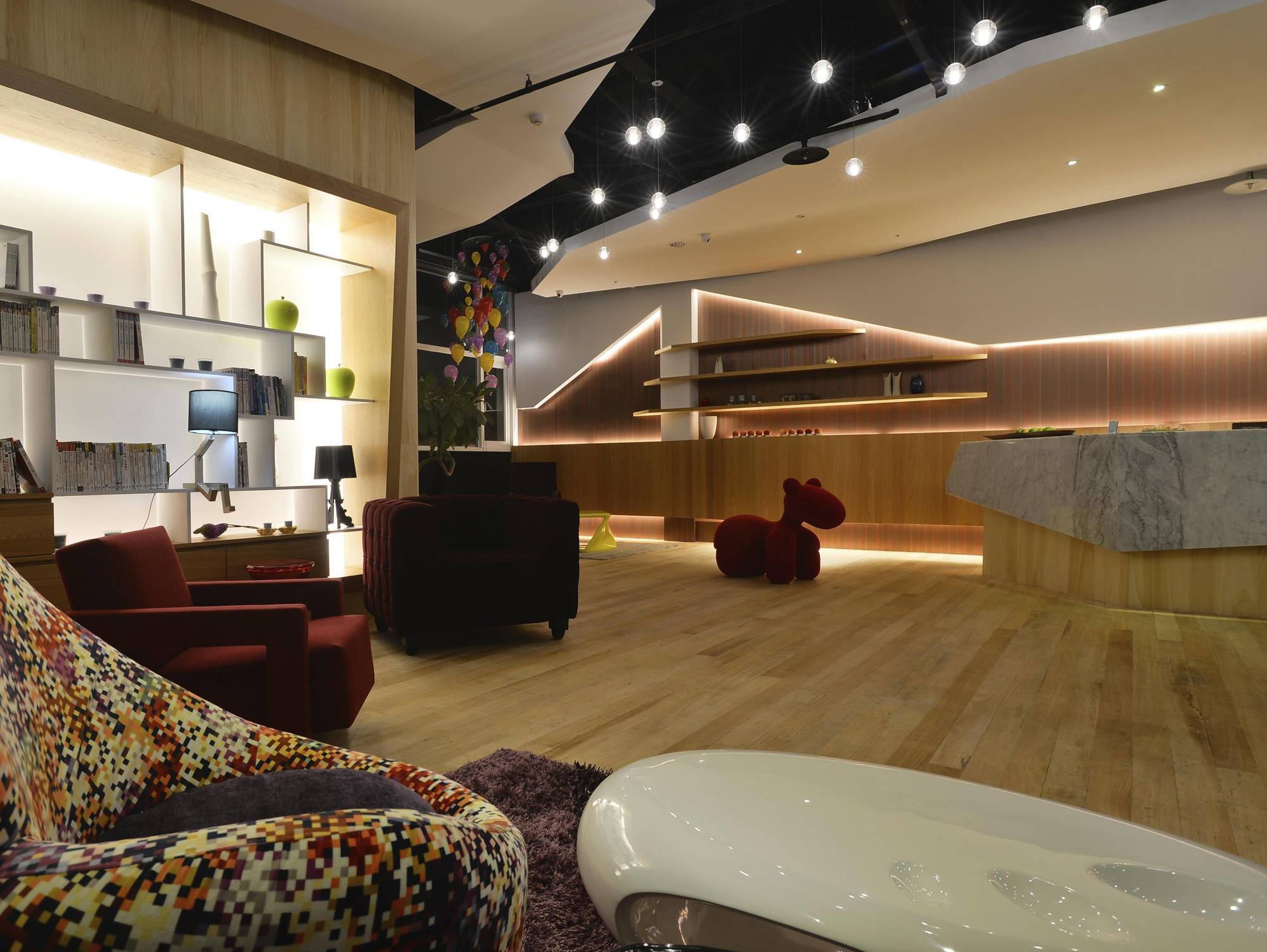 In Young Hotel Kaohsiung Zewnętrze zdjęcie