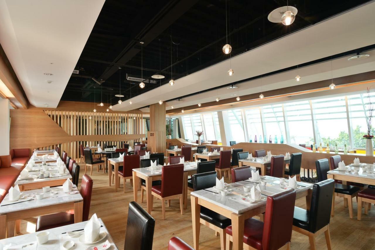 In Young Hotel Kaohsiung Zewnętrze zdjęcie
