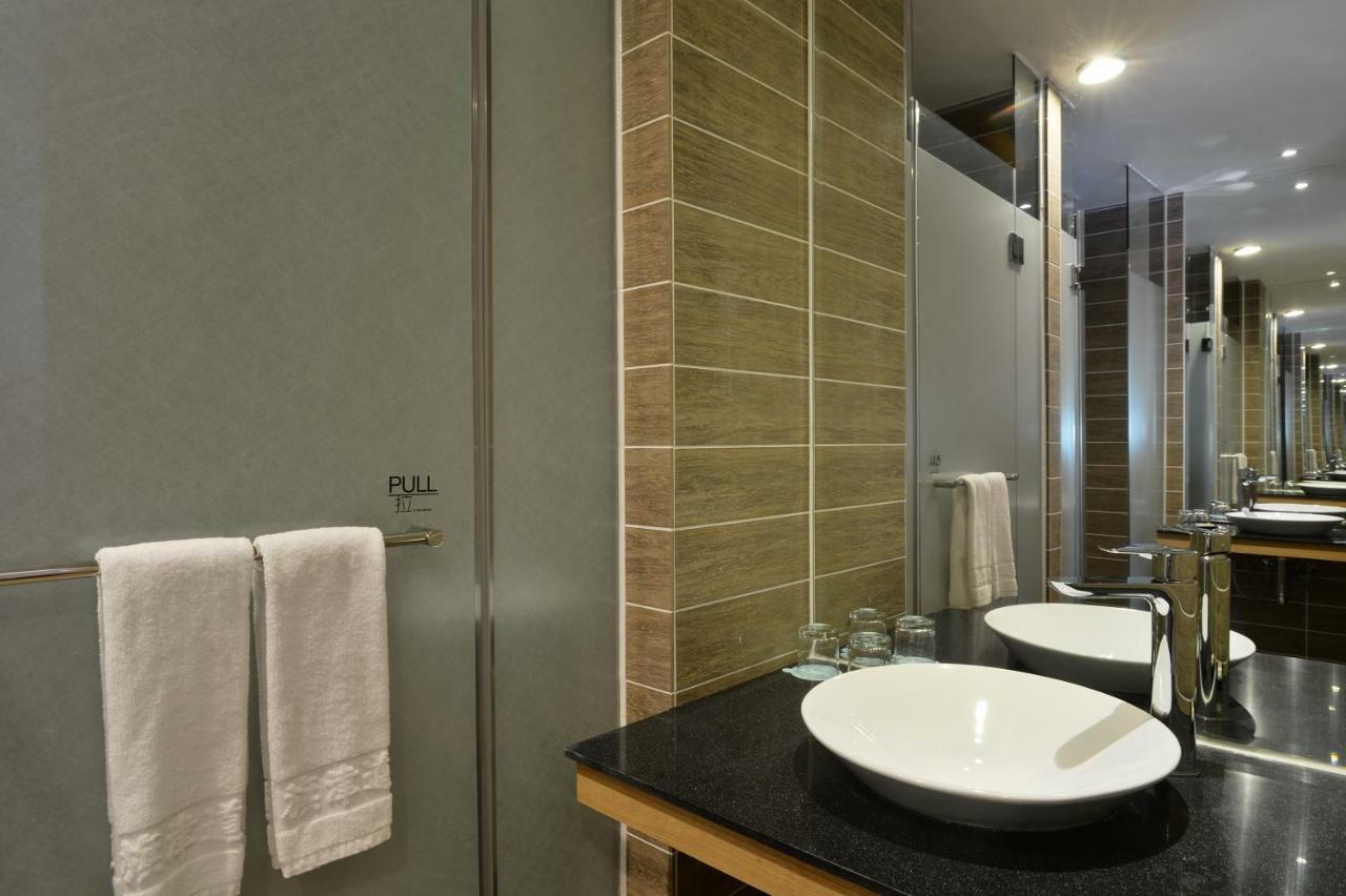 In Young Hotel Kaohsiung Zewnętrze zdjęcie